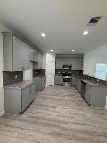 304 Carlos Leal Drive, Dayton, TX 77535