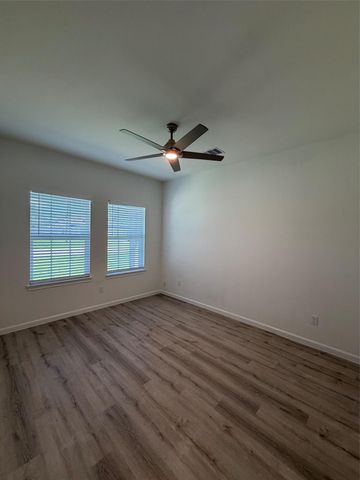 304 Carlos Leal Drive, Dayton, TX 77535