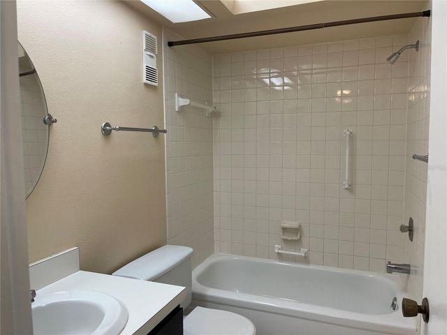 2700 NEBRASKA AVENUE 1-205, Palm Harbor, FL 34684