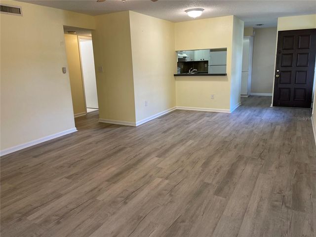 2700 NEBRASKA AVENUE 1-205, Palm Harbor, FL 34684