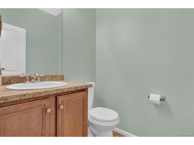 10656 Racine Cir, Commerce City, CO 80022