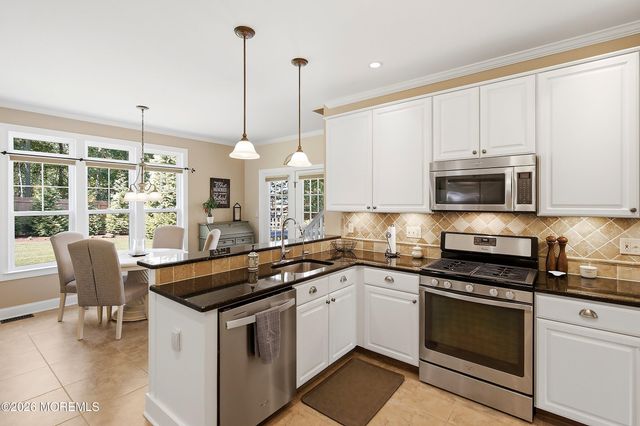 5 Country Woods Lane, Pine Beach, NJ 08741
