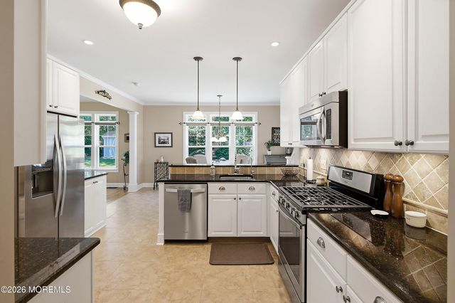 5 Country Woods Lane, Pine Beach, NJ 08741