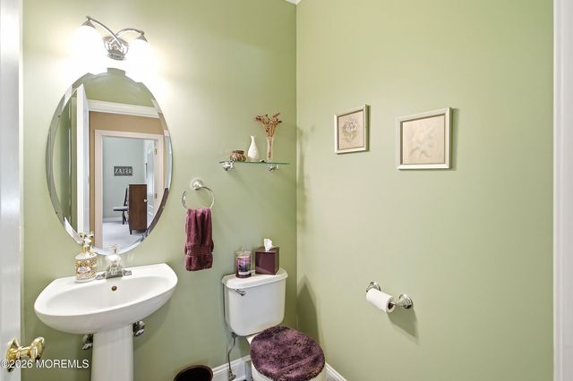 5 Country Woods Lane, Pine Beach, NJ 08741