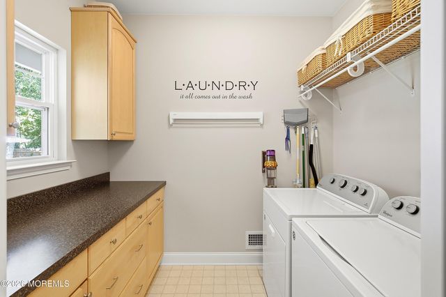 5 Country Woods Lane, Pine Beach, NJ 08741