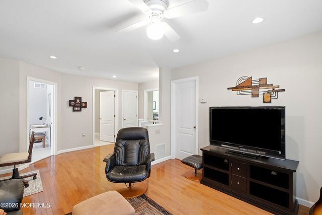 5 Country Woods Lane, Pine Beach, NJ 08741