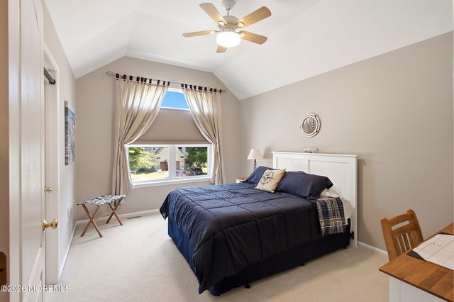 5 Country Woods Lane, Pine Beach, NJ 08741