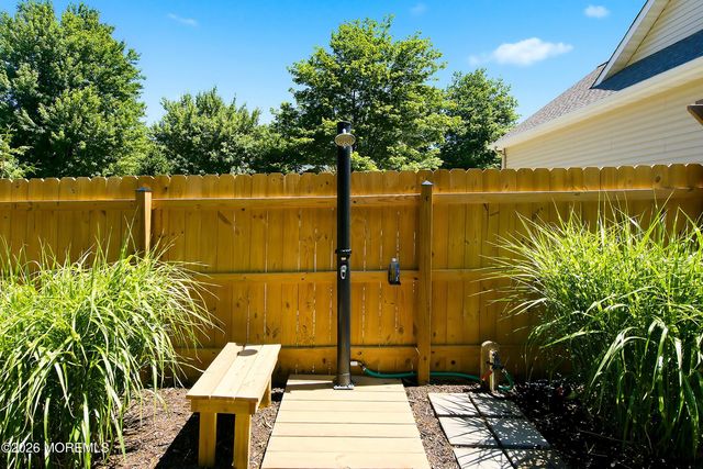 5 Country Woods Lane, Pine Beach, NJ 08741