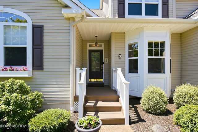 5 Country Woods Lane, Pine Beach, NJ 08741