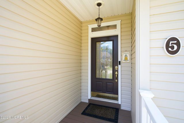 5 Country Woods Lane, Pine Beach, NJ 08741