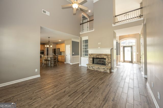 1307 Grand Prarie Chase, Peachtree City, GA 30269