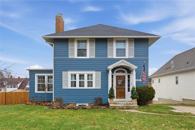 2009 Blake Boulevard SE, Cedar Rapids, IA 52403