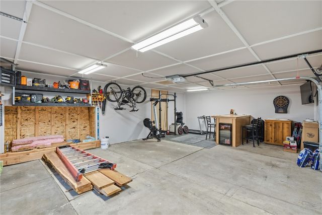 2009 Blake Boulevard SE, Cedar Rapids, IA 52403