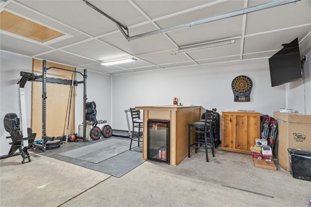 2009 Blake Boulevard SE, Cedar Rapids, IA 52403