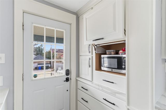 2009 Blake Boulevard SE, Cedar Rapids, IA 52403