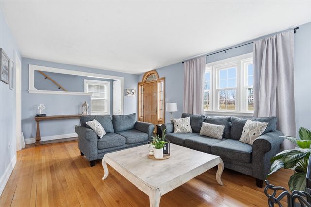 2009 Blake Boulevard SE, Cedar Rapids, IA 52403