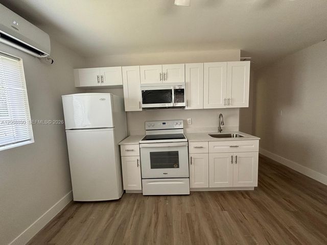 4145 SW 19th Street, West Park, FL 33023