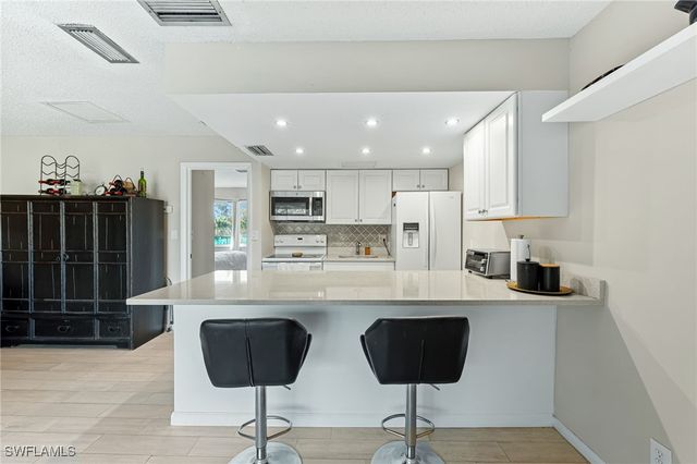 3 Bob O Link CT 3B, Naples, FL 34105