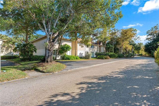 3 Bob O Link CT 3B, Naples, FL 34105