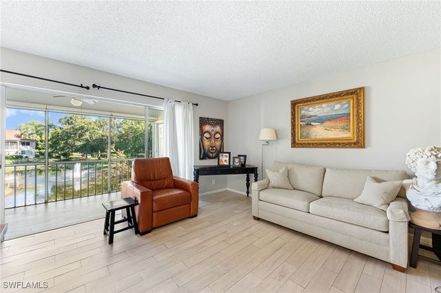 3 Bob O Link CT 3B, Naples, FL 34105