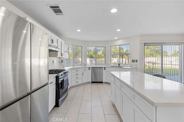 1143 Belridge Place, Corona, CA 92881