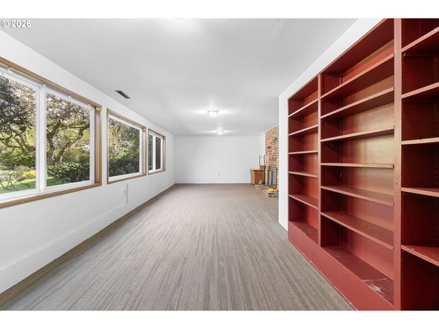 7130 Se 127TH Ave, Portland, OR 97236