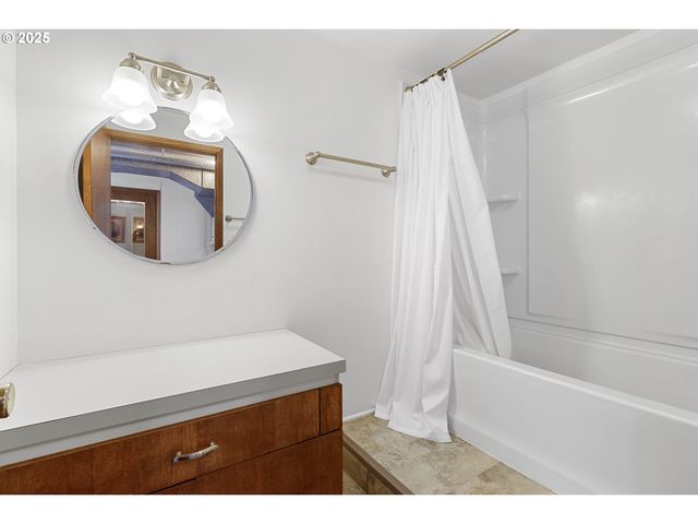 7130 Se 127TH Ave, Portland, OR 97236