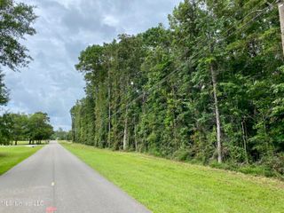 20 Timeberlane Drive, Picayune, MS 39466