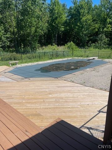1006 Silk Road, Volney, NY 13069