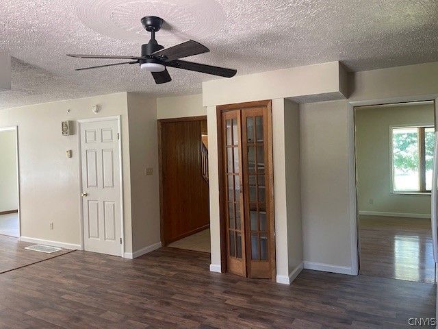 1006 Silk Road, Volney, NY 13069