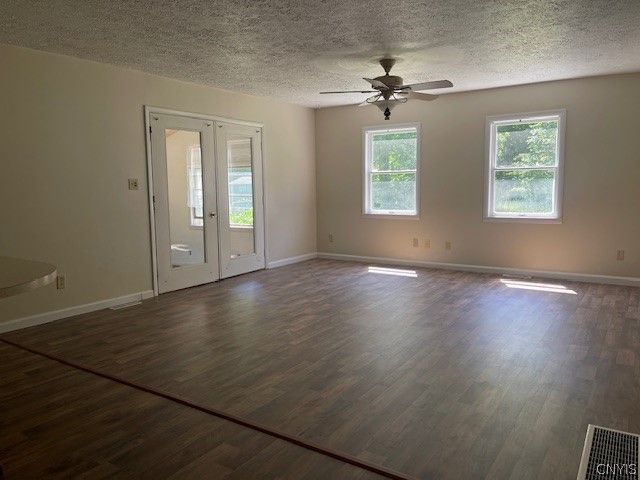 1006 Silk Road, Volney, NY 13069