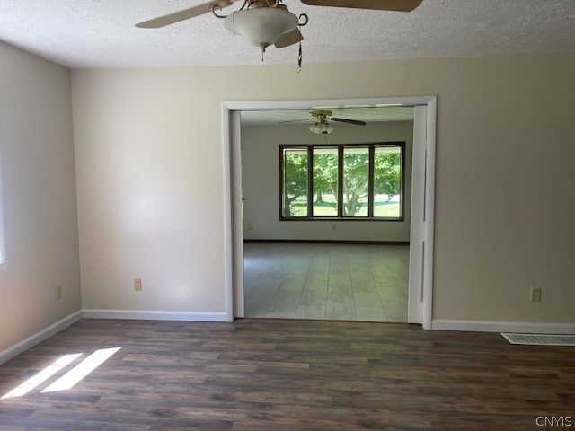 1006 Silk Road, Volney, NY 13069