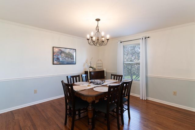 8431 Woodcreek Drive, Florence, KY 41042