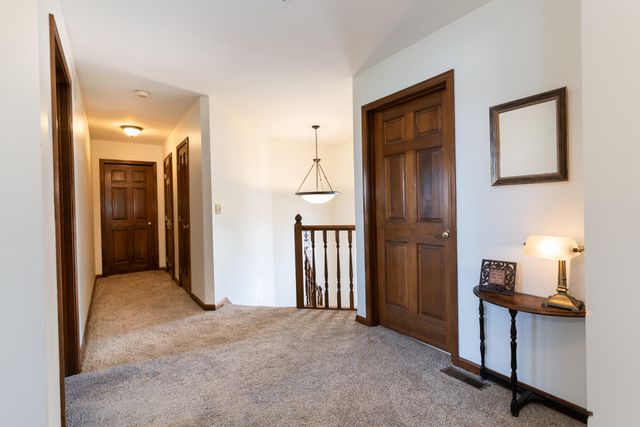 8431 Woodcreek Drive, Florence, KY 41042