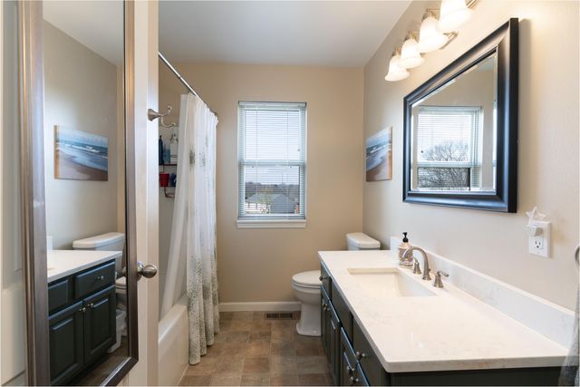 8431 Woodcreek Drive, Florence, KY 41042