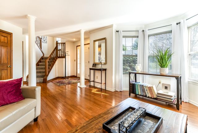 8431 Woodcreek Drive, Florence, KY 41042