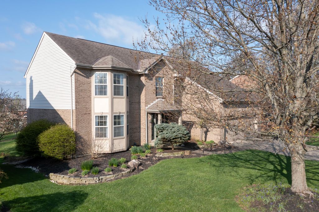 8431 Woodcreek Drive, Florence, KY 41042