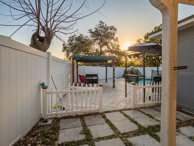 1707 MARVY AVENUE, Tampa, FL 33612