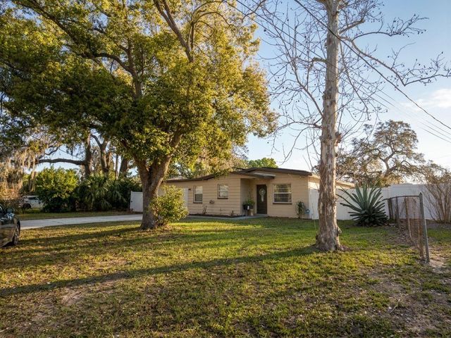 1707 MARVY AVENUE, Tampa, FL 33612