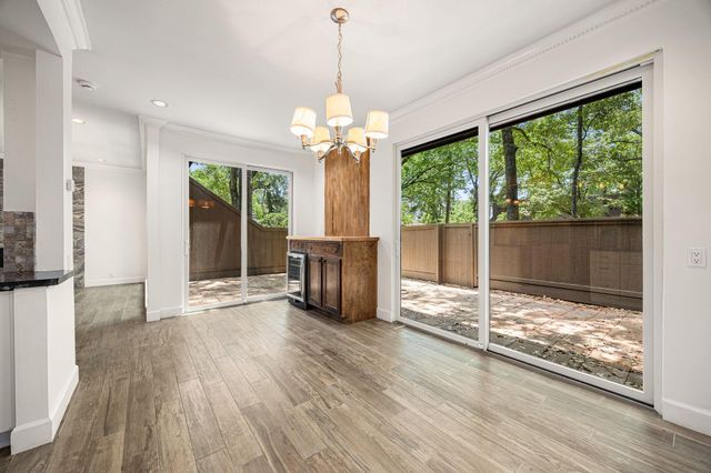 241 Litchfield Lane, Houston, TX 77024
