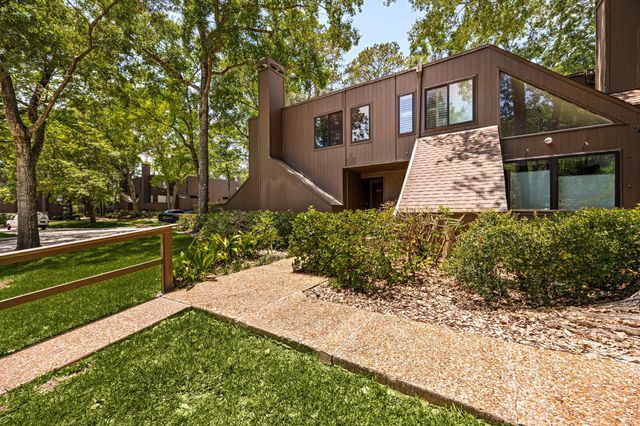 241 Litchfield Lane, Houston, TX 77024