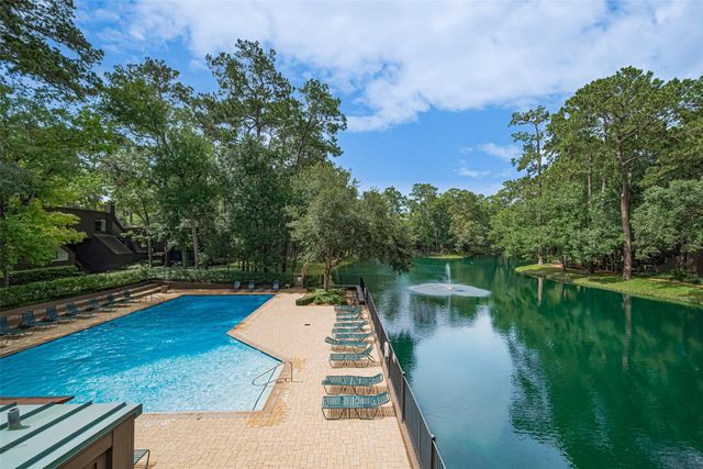 241 Litchfield Lane, Houston, TX 77024