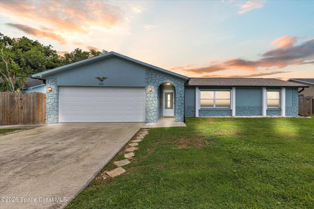 233 Cinnamon Lake Circle, Melbourne, FL 32901