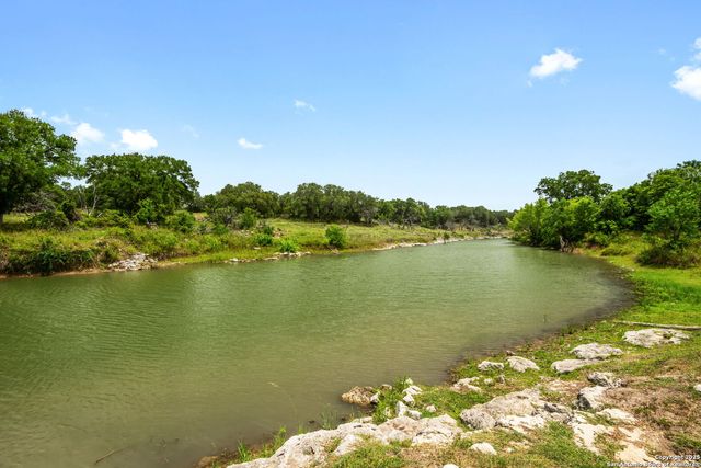 268 Secret Way, Spring Branch, TX 78070