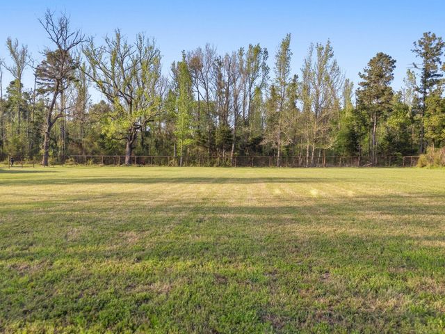 1431 CR 4146, Overton, TX 75684