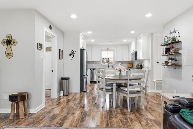 1431 CR 4146, Overton, TX 75684