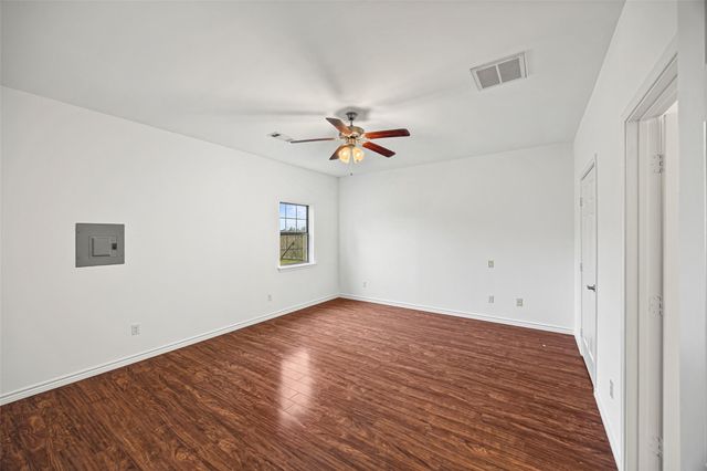 311 Pine Forest Drive, Crosby, TX 77532