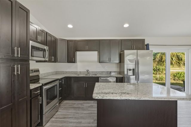 8007 Royal Court, Labelle, FL 33935