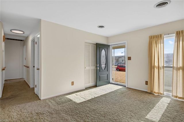 3052 Belle Haven DR, Virginia Beach, VA 23452