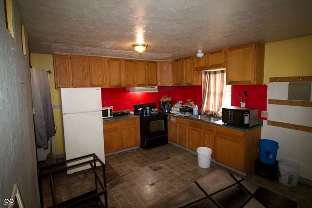 3251 Orchard Avenue, Indianapolis, IN 46218